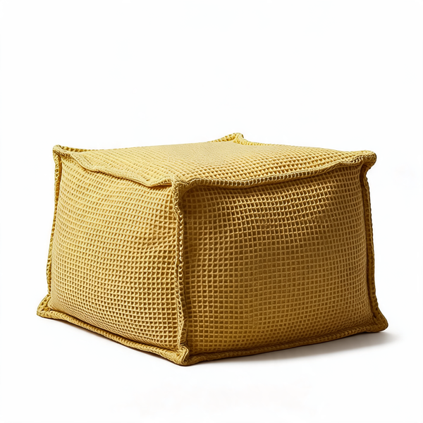 Grand Pouf Carré Jaune – Le Form – Studio fond blanc